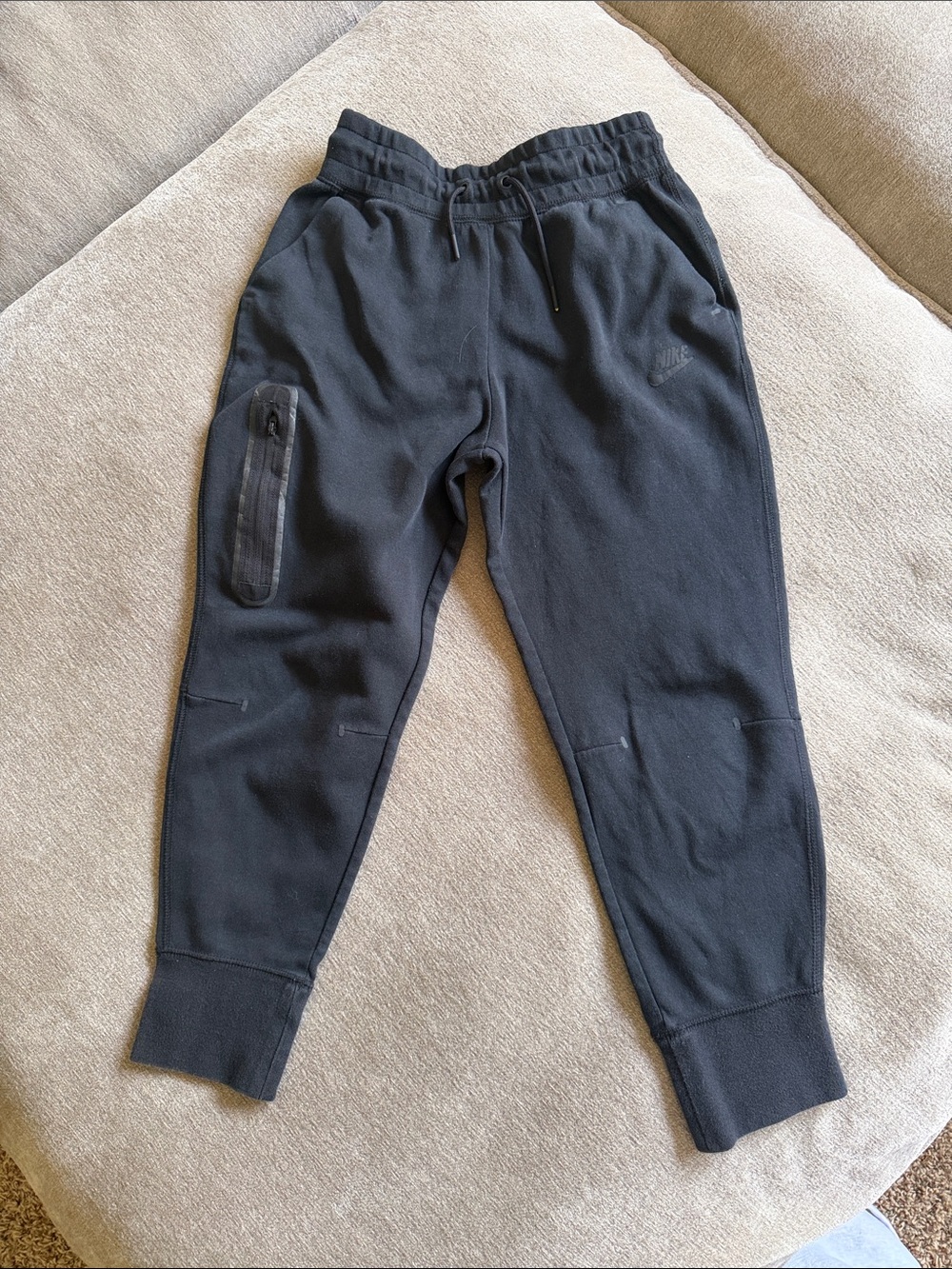 Nike Kids Black Jogger Sweatpants with Zippered Pocket Medium